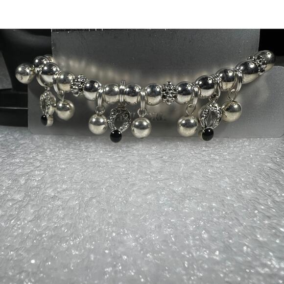 Silver Tone Black Sparkly Beaded Stretch Bracelet Deadstock New on Card Retro - Picture 12 of 13